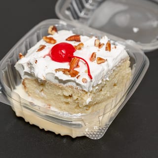 Pastel de Tres Leches (Tres Leches Cake)